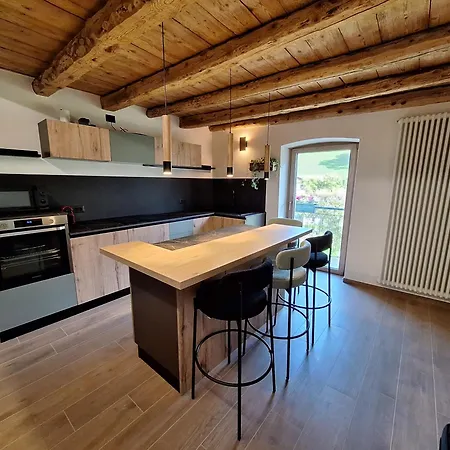 A Un Passo Dal Cielo ロレンツァーゴ・ディ・カドーレ