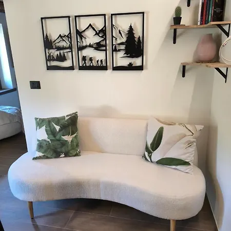 アパート A Un Passo Dal Cielo ロレンツァーゴ・ディ・カドーレ